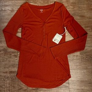 NWT a.n.a A New Approach Long Sleeve Ribbed Henley Top Size XS